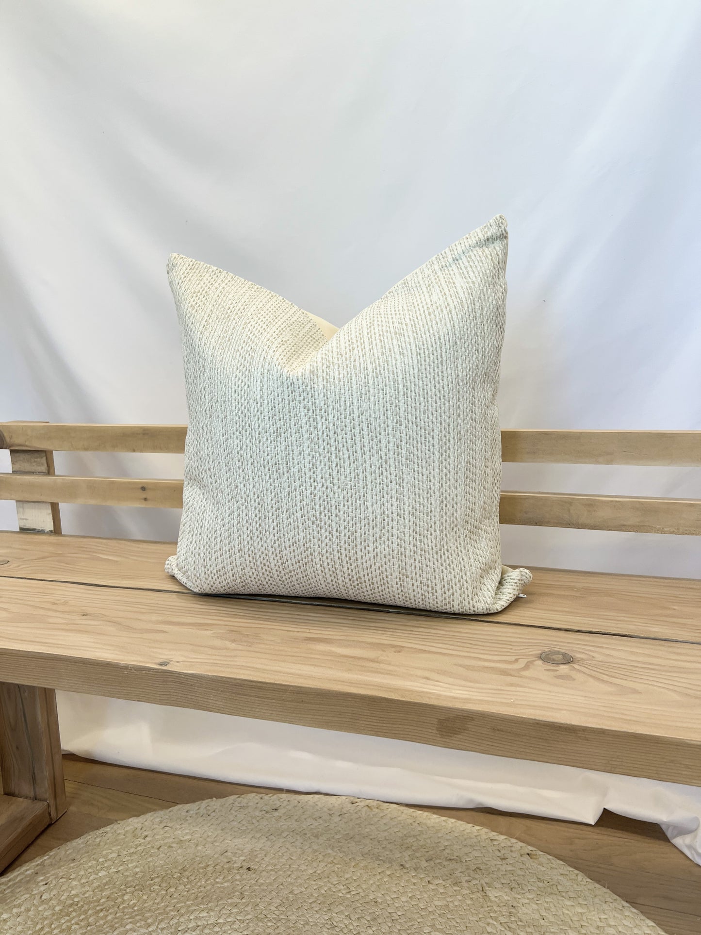 ALORA PILLOW COVER