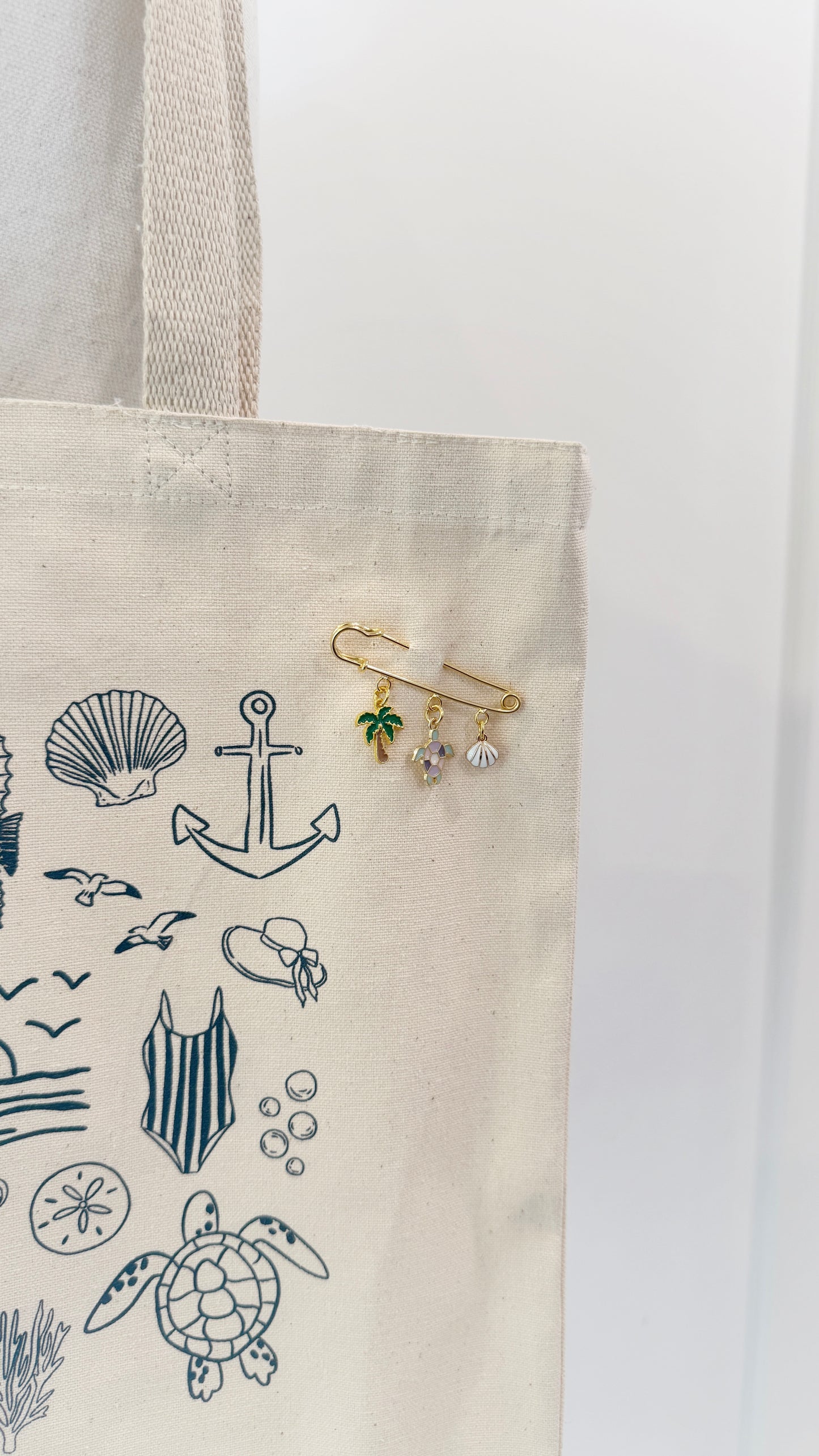 Summer Love Tote Accessory