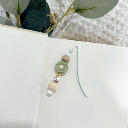 The Billie Flower Beaded Bookmark