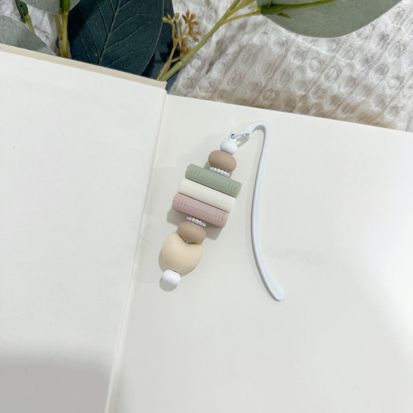 The Reading Love Beaded Bookmark